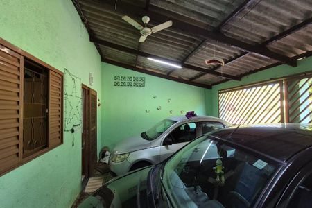Casa à venda com 126m², 2 quartos e 2 vagas Casa à venda com 126m², 2 quartos e 2 vagasGaragem