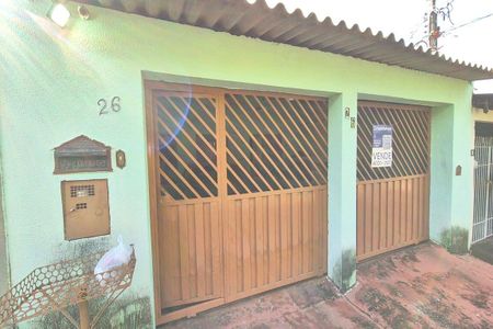 Casa à venda com 126m², 2 quartos e 2 vagas Casa à venda com 126m², 2 quartos e 2 vagasFachada do Prédio