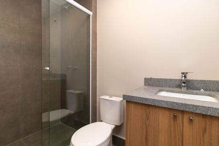 Apartamento para alugar com 60m², 2 quartos e 1 vaga Apartamento para alugar com 60m², 2 quartos e 1 vagaBanheiro do Quarto 2