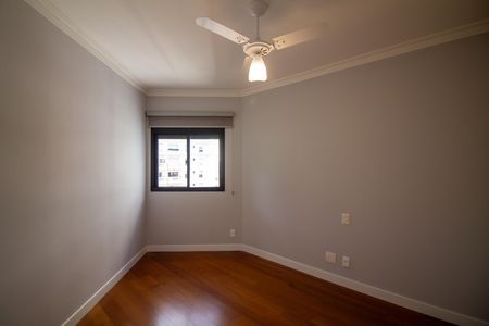Apartamento à venda com 124m², 3 quartos e 2 vagasQuarto 2