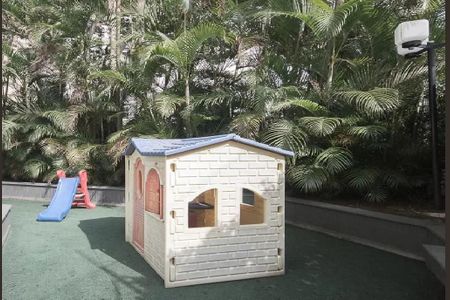 Apartamento à venda com 124m², 3 quartos e 2 vagasÁrea comum - Playground
