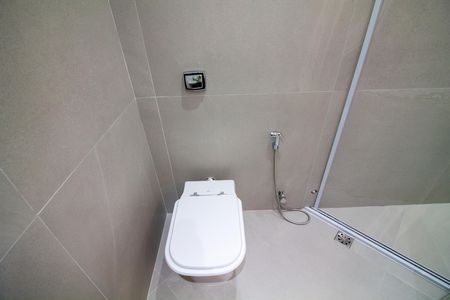 Apartamento à venda com 124m², 3 quartos e 2 vagasBanheiro da Suíte