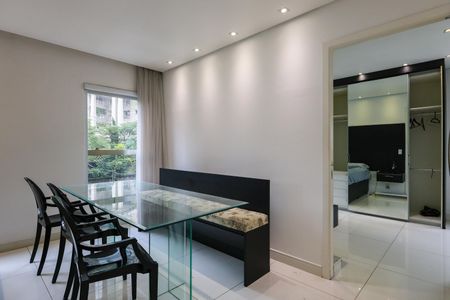 Apartamento para alugar com 79m², 1 quarto e 1 vaga Apartamento para alugar com 79m², 1 quarto e 1 vagaSala