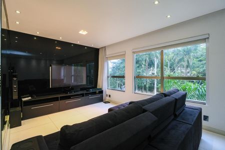 Apartamento para alugar com 79m², 1 quarto e 1 vaga Apartamento para alugar com 79m², 1 quarto e 1 vagaSala