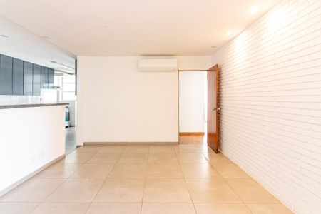 Apartamento à venda com 118m², 3 quartos e 1 vaga Apartamento à venda com 118m², 3 quartos e 1 vagaSala