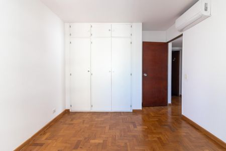 Apartamento à venda com 118m², 3 quartos e 1 vaga Apartamento à venda com 118m², 3 quartos e 1 vagaQuarto