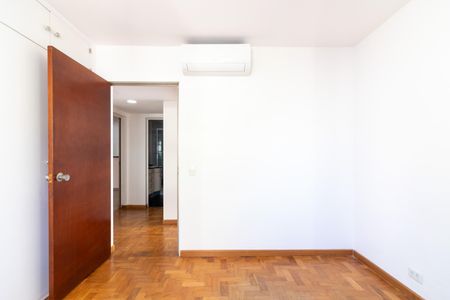 Apartamento à venda com 118m², 3 quartos e 1 vaga Apartamento à venda com 118m², 3 quartos e 1 vagaQuarto 2