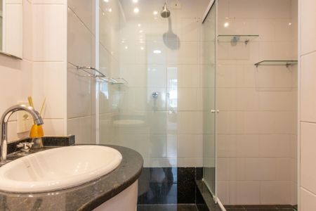 Apartamento à venda com 118m², 3 quartos e 1 vaga Apartamento à venda com 118m², 3 quartos e 1 vagaBanheiro