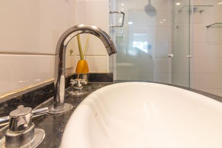 Apartamento à venda com 118m², 3 quartos e 1 vaga Apartamento à venda com 118m², 3 quartos e 1 vagaBanheiro