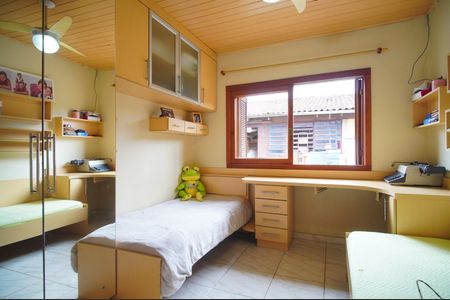 Casa à venda com 208m², 4 quartos e 2 vagasQuarto 2