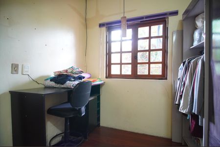 Casa à venda com 208m², 4 quartos e 2 vagasQuarto 4