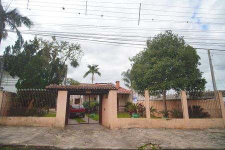 Casa à venda com 208m², 4 quartos e 2 vagasFachada