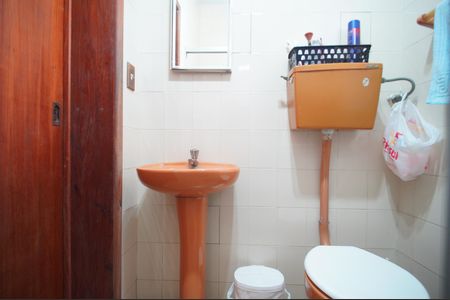 Casa à venda com 208m², 4 quartos e 2 vagasbanheiro 1
