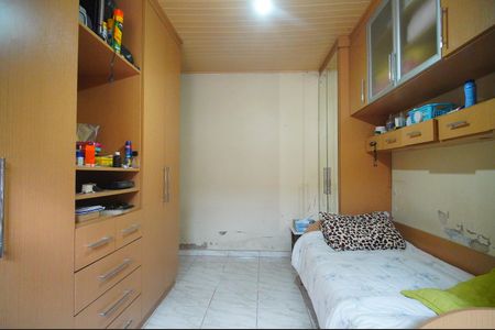 Casa à venda com 208m², 4 quartos e 2 vagasQuarto 3