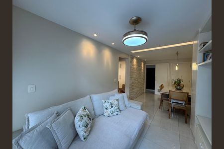 Apartamento para alugar com 61m², 2 quartos e 1 vaga