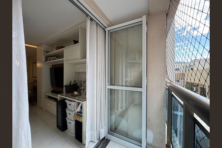 Apartamento para alugar com 61m², 2 quartos e 1 vaga