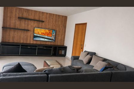 Apartamento à venda com 162m², 4 quartos e 3 vagas
