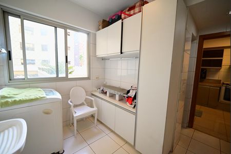 Apartamento à venda com 162m², 4 quartos e 3 vagas