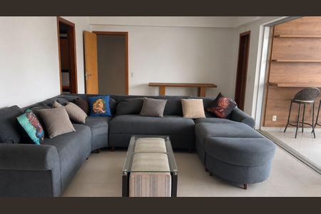 Apartamento à venda com 162m², 4 quartos e 3 vagas