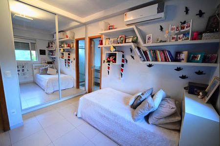 Apartamento à venda com 162m², 4 quartos e 3 vagas