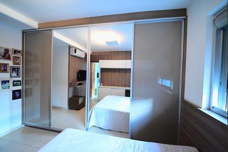 Apartamento à venda com 162m², 4 quartos e 3 vagas