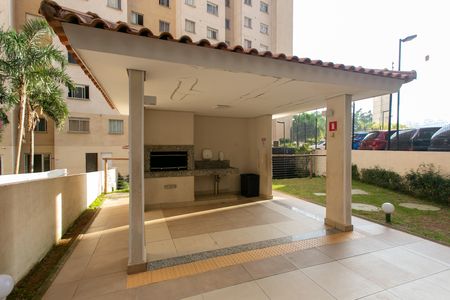 Apartamento para alugar com 32m², 2 quartos e sem vagaÁrea comum - Churrasqueira