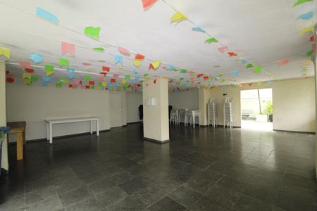 Apartamento para alugar com 65m², 2 quartos e 1 vagaÁrea Comum