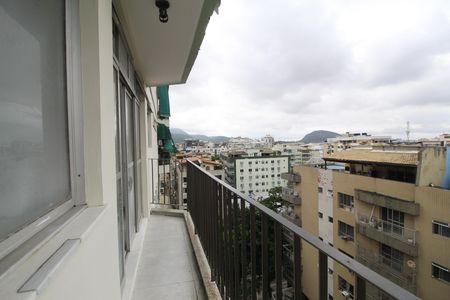 Sala - Varanda de apartamento para alugar com 2 quartos, 65m² em Freguesia (jacarepaguá), Rio de Janeiro