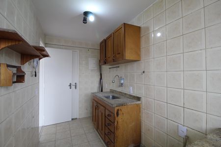 Apartamento para alugar com 65m², 2 quartos e 1 vagaCozinha