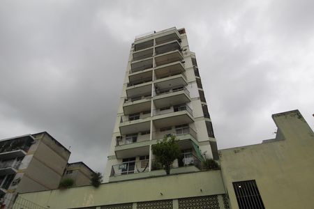 Apartamento para alugar com 65m², 2 quartos e 1 vagaFachada