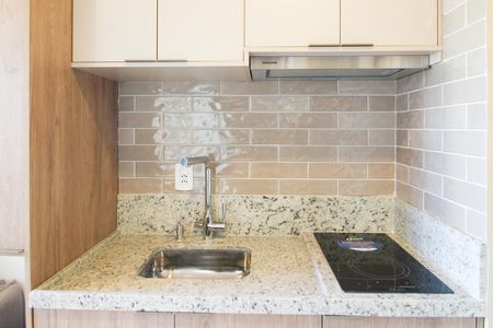 Cozinha de apartamento para alugar com 1 quarto, 26m² em Vila Nova Conceição, São Paulo