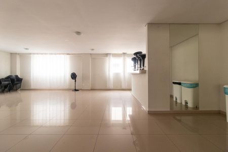 Apartamento à venda com 45m², 2 quartos e 1 vaga Apartamento à venda com 45m², 2 quartos e 1 vagaÁrea comum - Salão de festas