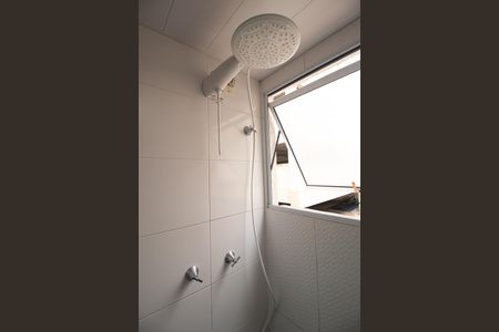 Apartamento à venda com 45m², 2 quartos e 1 vaga Apartamento à venda com 45m², 2 quartos e 1 vagaBanheiro