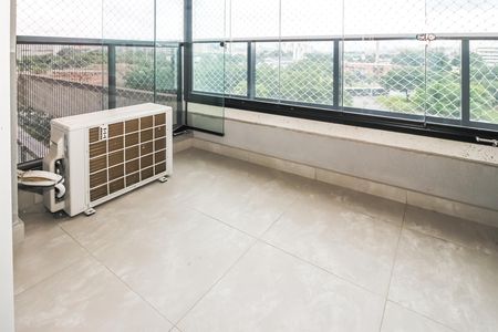Apartamento para alugar com 57m², 2 quartos e 1 vaga Apartamento para alugar com 57m², 2 quartos e 1 vagaVaranda