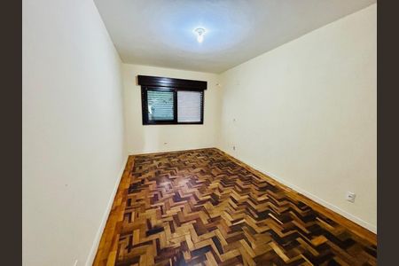 Casa para alugar com 264m², 4 quartos e 5 vagas