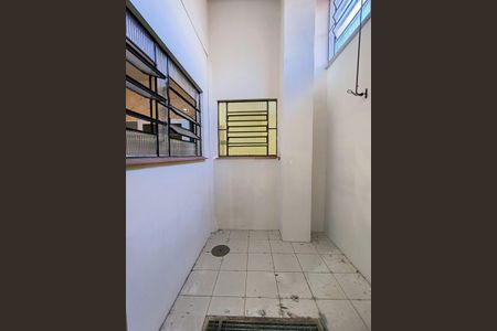 Casa para alugar com 264m², 4 quartos e 5 vagas