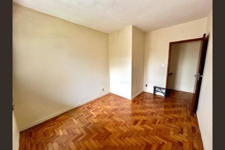 Casa para alugar com 264m², 4 quartos e 5 vagas