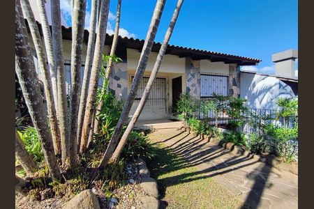 Casa para alugar com 264m², 4 quartos e 5 vagas