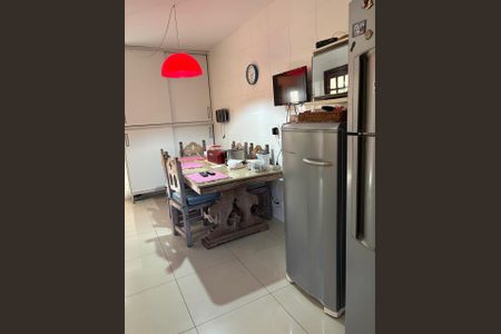 Casa de condomínio à venda com 417m², 4 quartos e 2 vagasCozinha