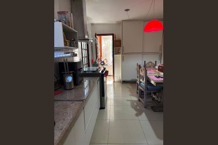 Casa de condomínio à venda com 417m², 4 quartos e 2 vagasCozinha