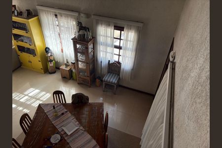 Sala de casa de condomínio à venda com 4 quartos, 417m² em Matapaca, Niterói