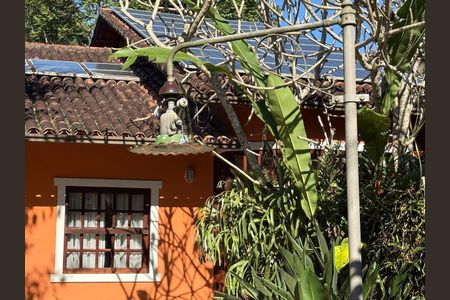 Casa de condomínio à venda com 417m², 4 quartos e 2 vagasVaranda