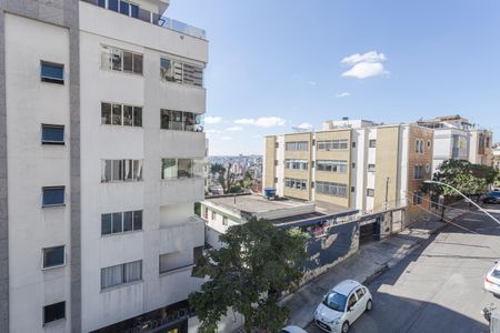 Vista da Varanda da Suíte de apartamento para alugar com 3 quartos, 119m² em São Lucas, Belo Horizonte