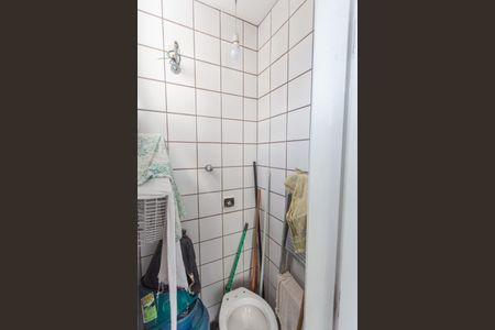 Apartamento para alugar com 119m², 3 quartos e 1 vaga Apartamento para alugar com 119m², 3 quartos e 1 vagaBanheiro de serviço