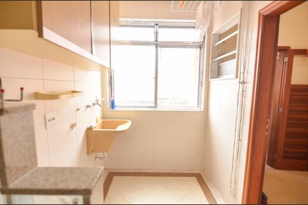 Apartamento à venda com 93m², 2 quartos e 2 vagas Apartamento à venda com 93m², 2 quartos e 2 vagasÁrea de Serviço