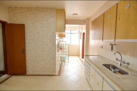 Apartamento à venda com 93m², 2 quartos e 2 vagas Apartamento à venda com 93m², 2 quartos e 2 vagasCozinha