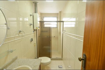 Apartamento à venda com 93m², 2 quartos e 2 vagas Apartamento à venda com 93m², 2 quartos e 2 vagasBanheiro Social