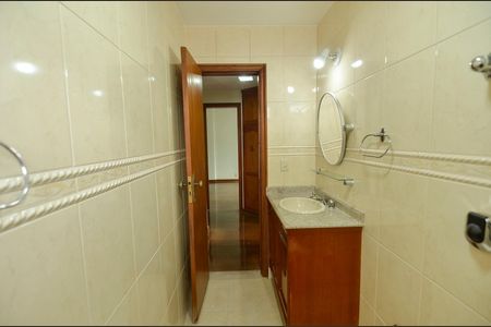 Apartamento à venda com 93m², 2 quartos e 2 vagas Apartamento à venda com 93m², 2 quartos e 2 vagasBanheiro Social
