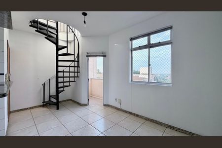 Apartamento à venda com 2 quartos, 150m² em Itamarati, Belo Horizonte