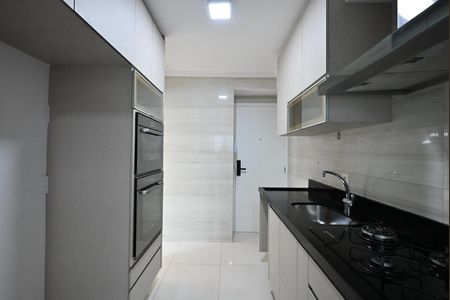 Apartamento à venda com 96m², 2 quartos e 2 vagasCozinha